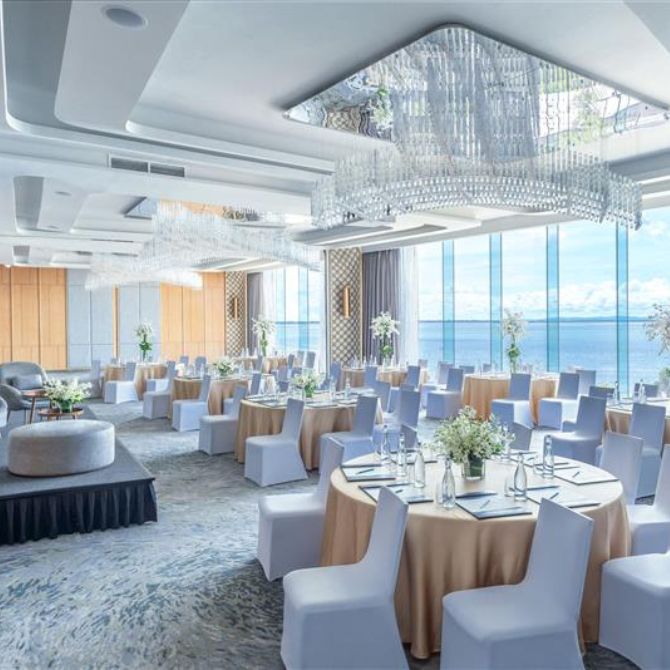 Right Side Thumbnail